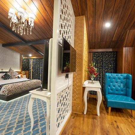 Hotel Snowland, Srinagar Exteriör bild